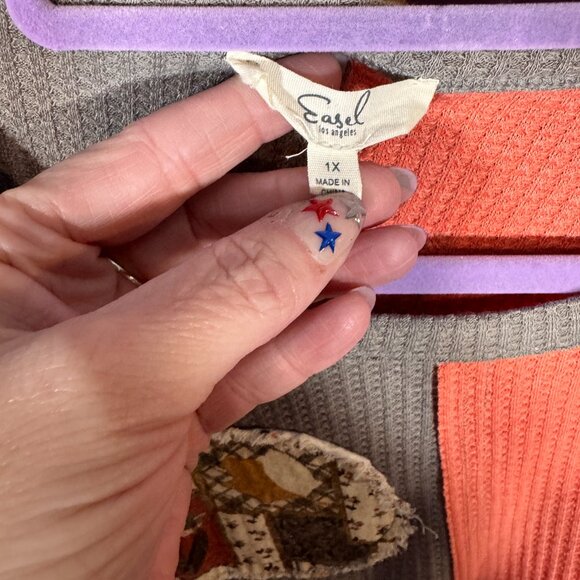 Easel - Floral Patch - Time Fades Away Top Coral - Cora; - 1x - NWT - Picture 3 of 7